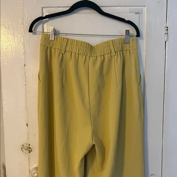 Women's Wide Leg Pants - Picture 5 of 7
